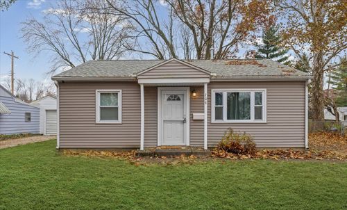 709 E Michigan Ave, Urbana, IL, 61801-5270 | Card Image