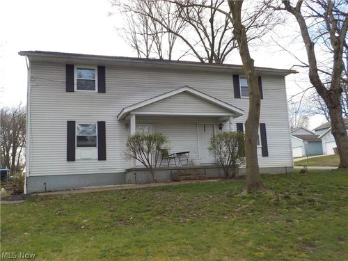 944 Tallmadge Rd, Cuyahoga Falls, OH, 44221-5046 | Card Image