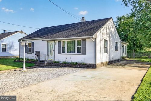 4 Pointville Rd, PEMBERTON, NJ, 08068-1412 | Card Image