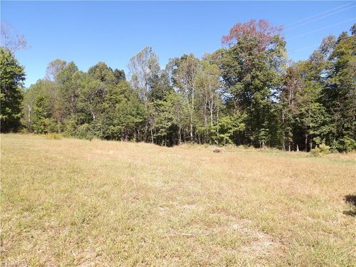 1934 Nc 66 Hwy N, Westfield, NC, 27053-7140 | Card Image