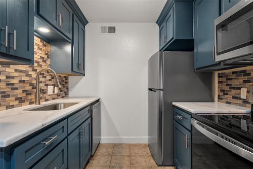 114-1421 S 12th St, Waco, TX, 76706-2149 | Card Image