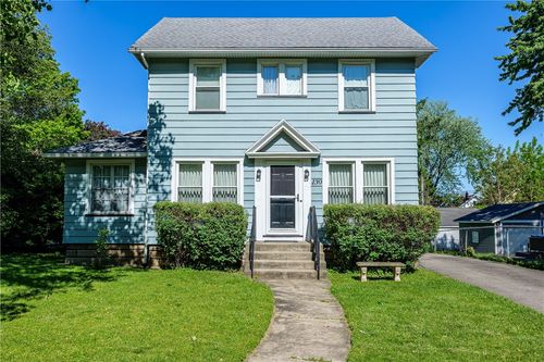 130 Fairfax Rd, Rochester, NY, 14609-6631 | Card Image