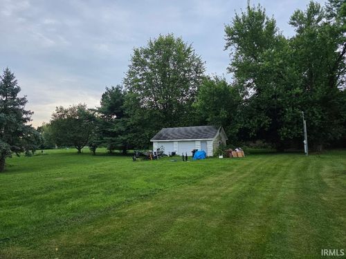 10154 S Lincoln Walnut St, Walton, IN, 46994-9137 | Card Image