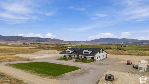 405 Wonderful Life Ln, Malad City, ID, 83252-6743 | Card Image