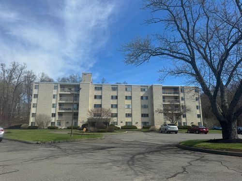 apt-322-300 Park Terrace Dr, Stoneham, MA, 02180-4419 | Card Image