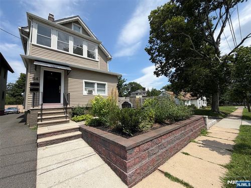 54 Label St, Montclair, NJ, 07042-4002 | Card Image