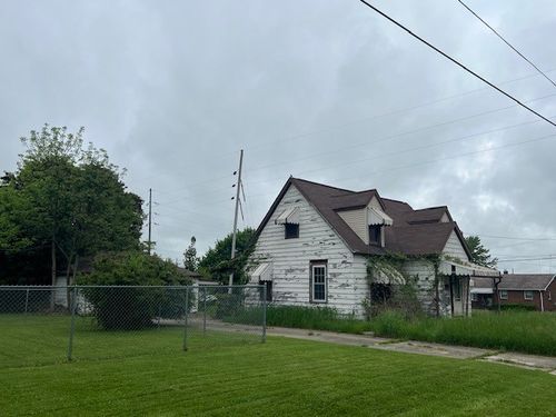 414 Hoon Ave, Farrell, PA, 16121-1840 | Card Image