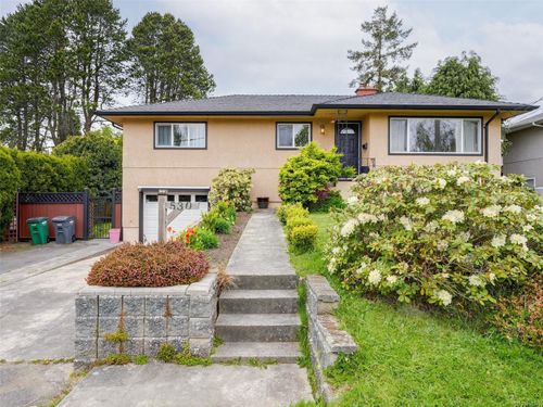 530 Dumeresq St, Victoria, BC, V8Z1X2 | Card Image