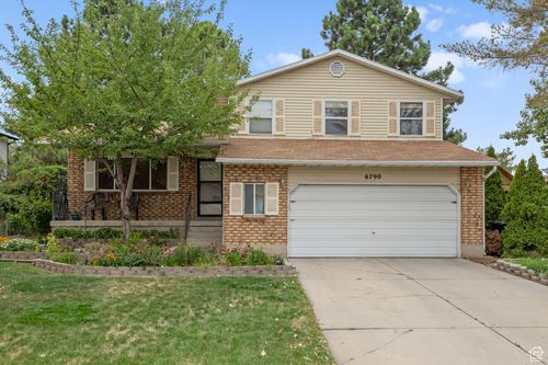 6790 S Beargrass Rd, West Jordan, UT, 84081-5330 | Card Image