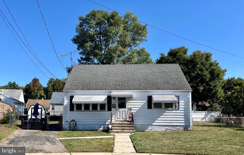 Belfast Ct, Trenton, NJ 08610