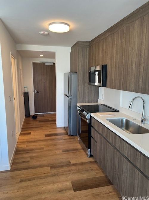 2408r-1500 Rycroft St, Honolulu, HI, 96814 | Card Image