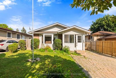 106 Pepperwood Cres, House other with 3 bedrooms, 2 bathrooms and 3 parking in Kitchener ON | Image 2