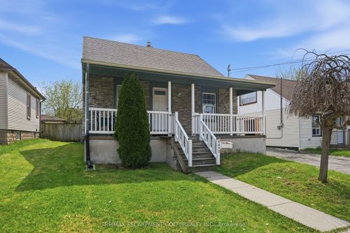 5432 Mcrae St, Niagara Falls, ON, L2E1R5 | Card Image