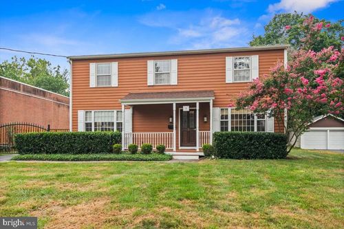 7 Laning Ave, Pennington, NJ, 08534-2816 | Card Image