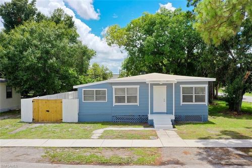 2022 Maple Ave, Fort Myers, FL, 33901-6131 | Card Image