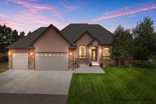 2280 Hugh Glass Trl, Cheyenne, WY, 82009-9464 | Card Image