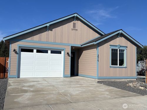 2515 N Snowdrop St, Ellensburg, WA, 98926-1215 | Card Image