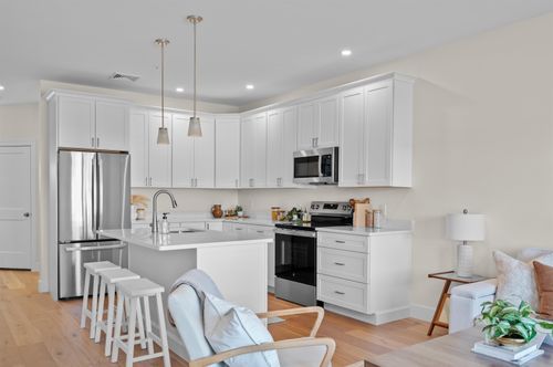 6-13 Suffolk Drive, Concord, NH, 03303 | Card Image