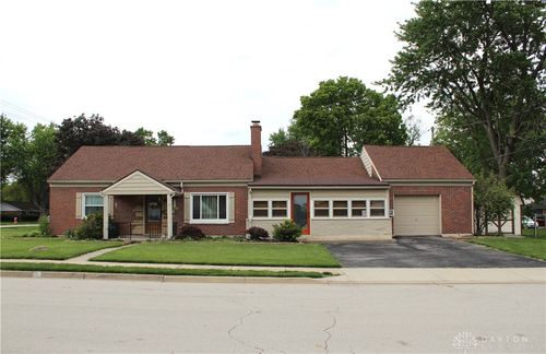 9 Elm St, Englewood, OH, 45322-1240 | Card Image