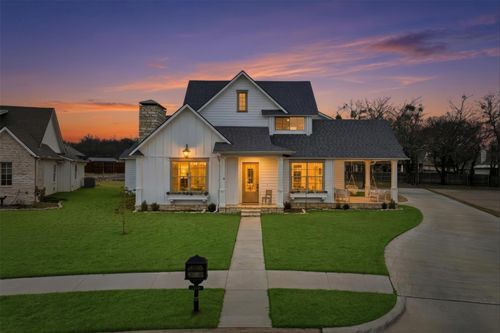 108 Dove Meadow Ln, Glen Rose, TX, 76043-1166 | Card Image