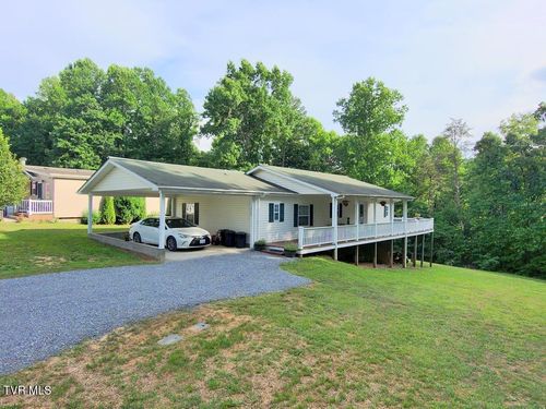 22156 Webb Dr, Abingdon, VA, 24211-4230 | Card Image