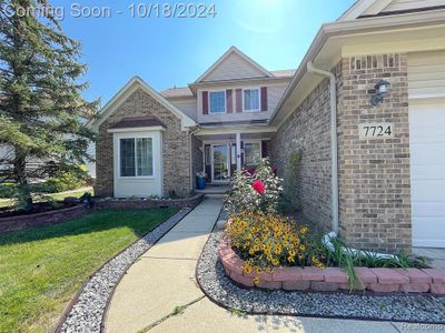 7724 Pioneer Drive, Home with 5 bedrooms, 2 bathrooms and null parking in Ypsilanti MI | Image 2