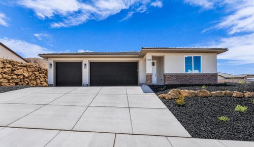 1566 E Centaurus Way, Washington, UT, 84780-3580 | Card Image