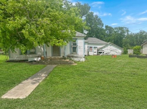 305 N 3rd Street, Coolidge, TX, 76693 | Card Image