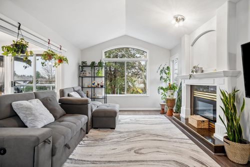 2-4740 221 St, Langley, BC, V2Z1L8 | Card Image