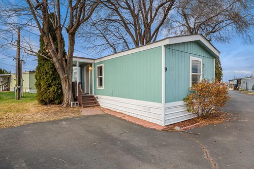 9-8045 N Highway 97, Terrebonne, OR, 97760-9138 | Card Image