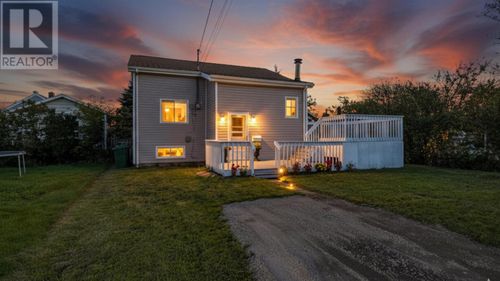 439b Notre Dame St, Summerside, PE, C1N1S8 | Card Image