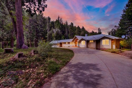 10742 Harmony Ridge Rd, Nevada City, CA, 95959-9145 | Card Image