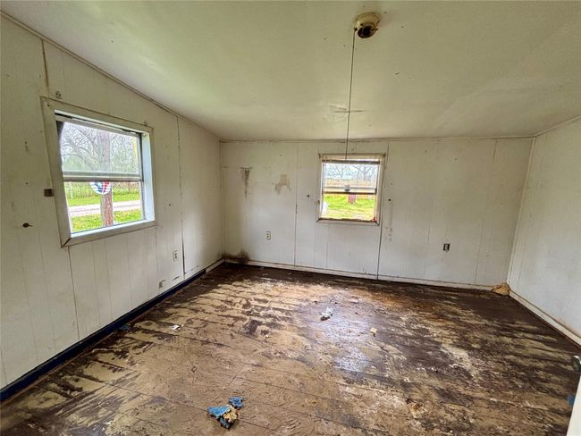 100 Upton Ln, House other with 2 bedrooms, 2 bathrooms and null parking in Brazoria TX | Image 9