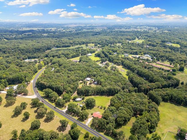17127 N Highway 94, House other with 2 bedrooms, 2 bathrooms and null parking in Pea Ridge AR | Image 47