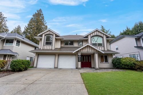 4840 196 St, Langley, BC, V3A7Z7 | Card Image