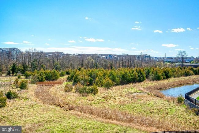 APT-406 - 44589 York Crest Ter, Condo with 3 bedrooms, 2 bathrooms and null parking in ASHBURN VA | Image 58