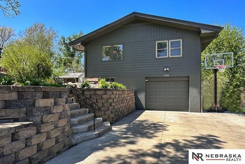 2340 N 71st Street, Omaha, NE, 68104 | Card Image