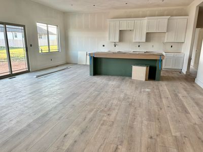 Living room into kitchen | Image 3