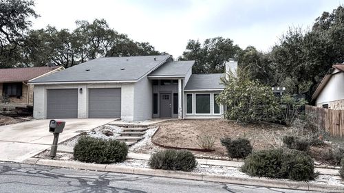 12111 Woodsrim St, Live Oak, TX, 78233-4234 | Card Image