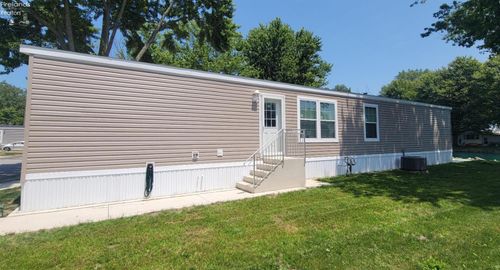 151 Driftwood Dr, Port Clinton, OH, 43452-1405 | Card Image