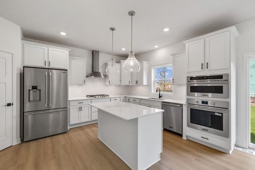 545 Waterford Pl, Waconia, MN, 55387-4419 | Card Image