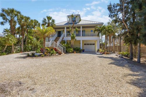 7795 Manasota Key Rd, Englewood, FL, 34223-9318 | Card Image