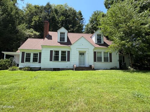 313 Centre Ave Ne, Coeburn, VA, 24230 | Card Image