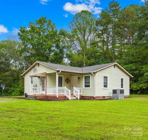 114 Graham Acres Rd, Salisbury, NC, 28147-8133 | Card Image
