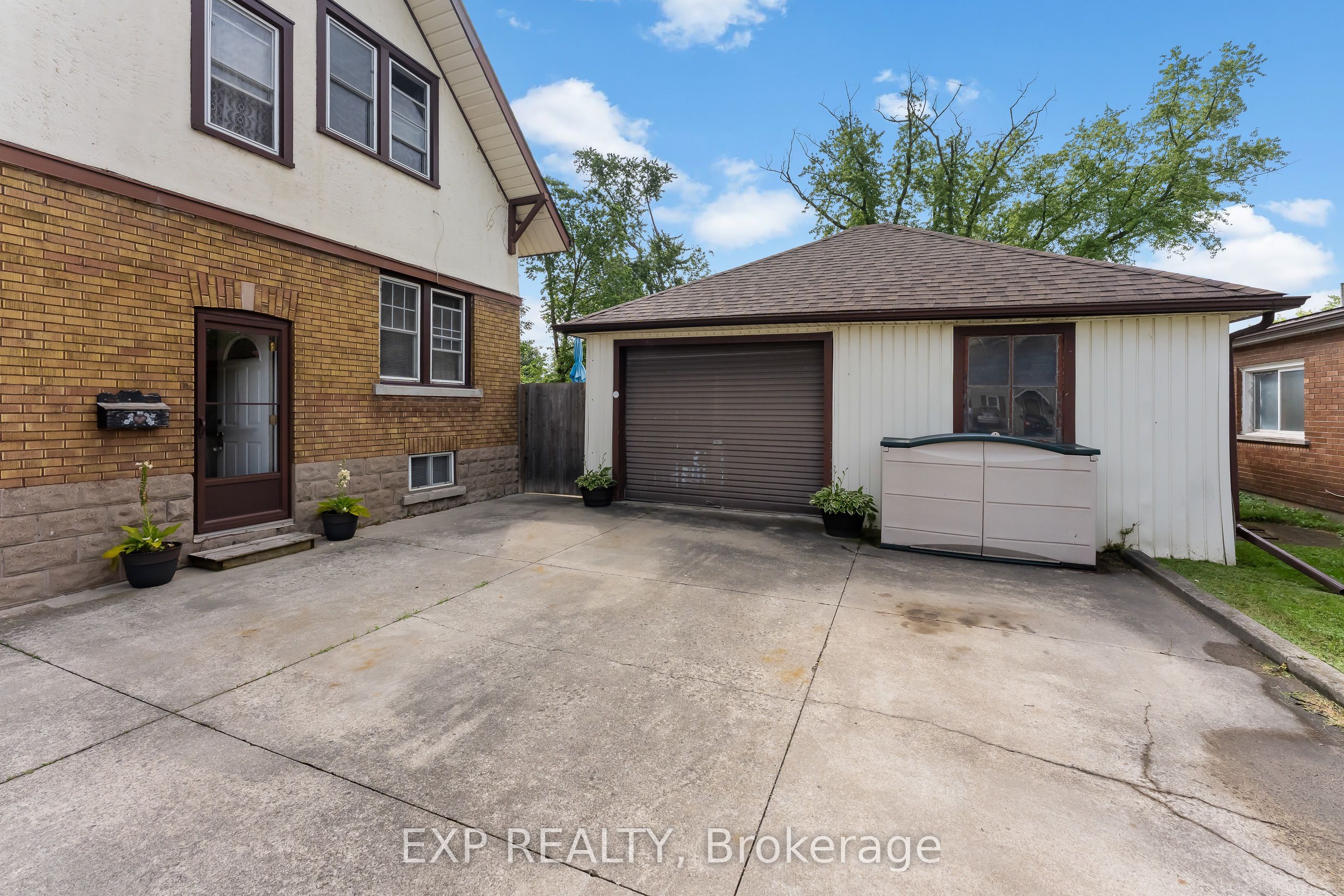 Residential in Niagara Falls 2