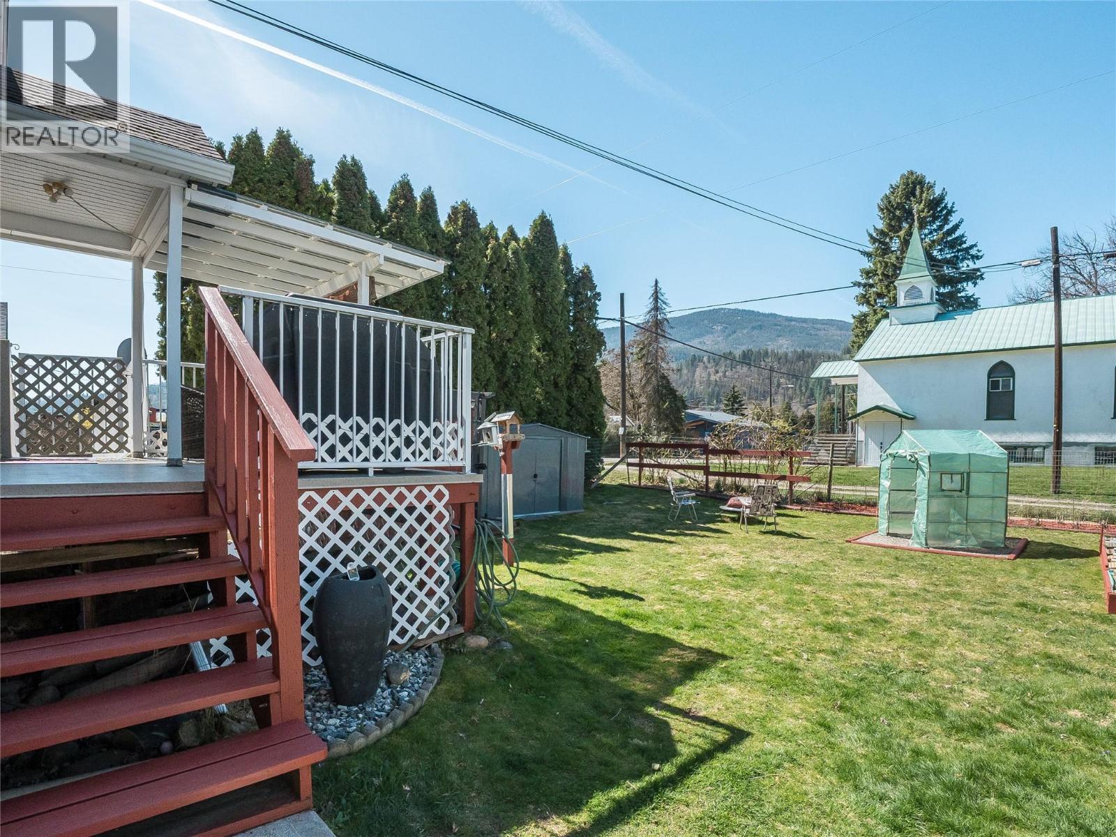 Residential in Castlegar 3