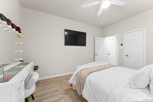 UNIT-2 - 16851 Griffin Rd, House other with 5 bedrooms, 2 bathrooms and null parking in Atascosa TX | Image 15