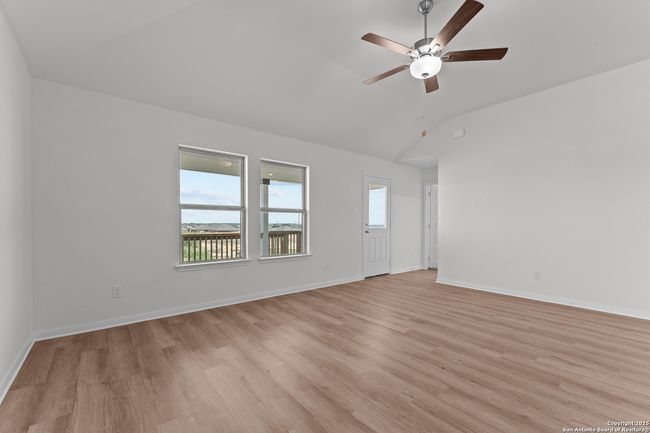 116 Cheyenne Dr, House other with 3 bedrooms, 2 bathrooms and null parking in Floresville TX | Image 9