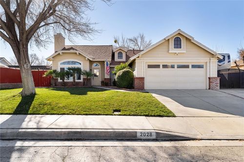 2028 W Avenue A10, Lancaster, CA, 93536 | Card Image
