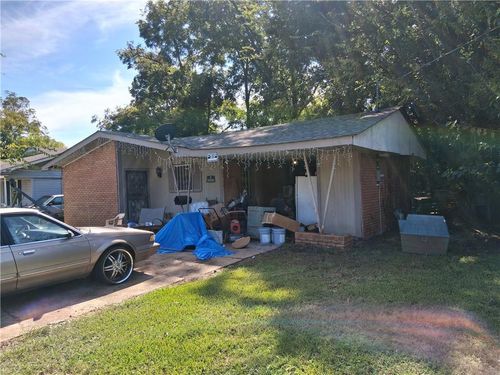 3624 Jones Ave, Alexandria, LA, 71302-5628 | Card Image